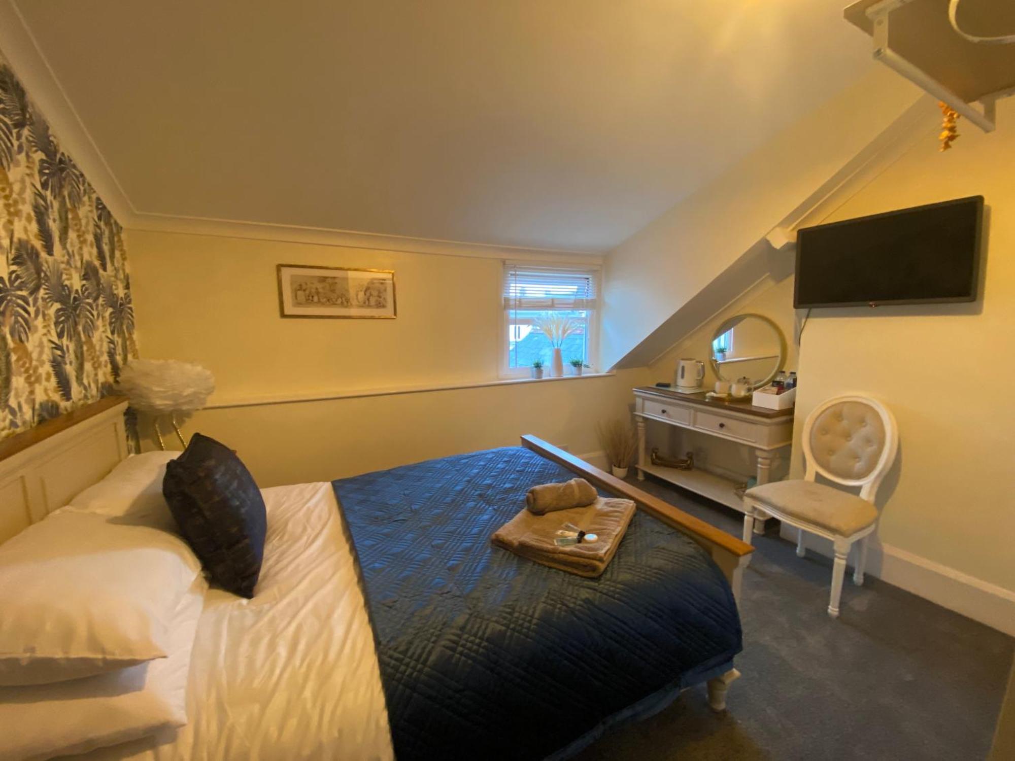 Butterfly Guest House Porthcawl Buitenkant foto