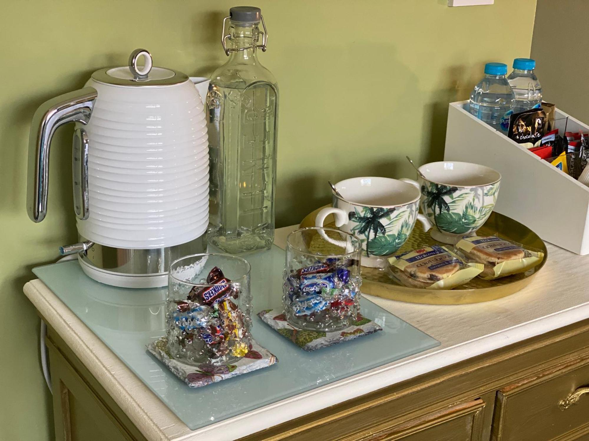 Butterfly Guest House Porthcawl Buitenkant foto
