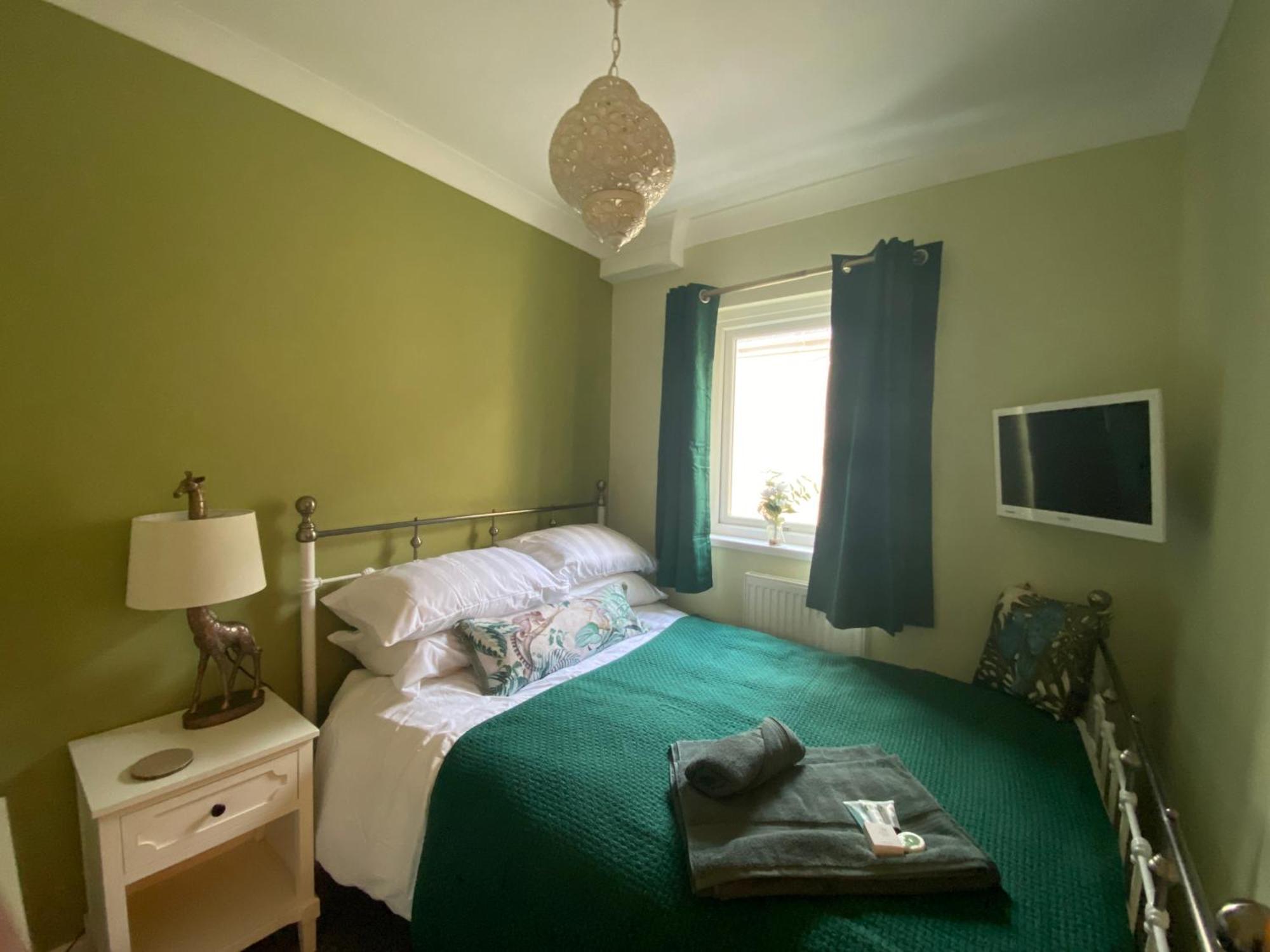 Butterfly Guest House Porthcawl Buitenkant foto